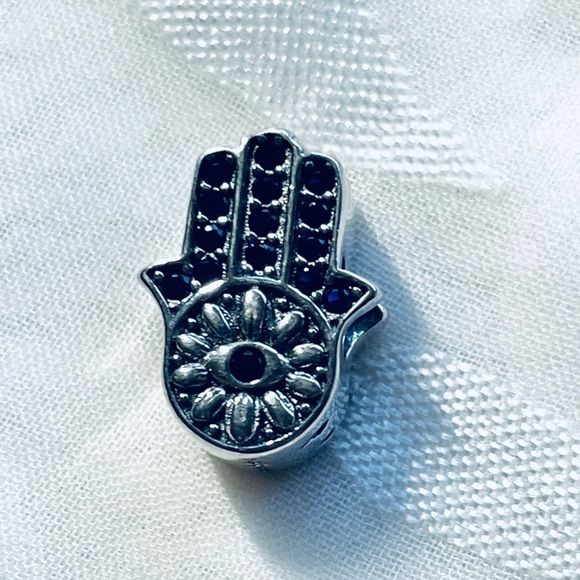 🧿 NWOT Blue Evil Eye Hamsa Hand Charm ✨ - Picture 11 of 11